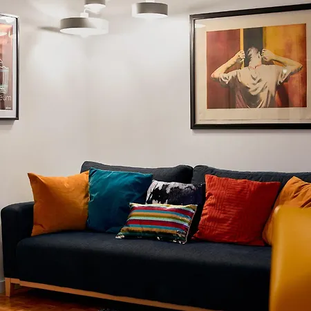 Lejlighed Neon By Bookinghost Wrocław