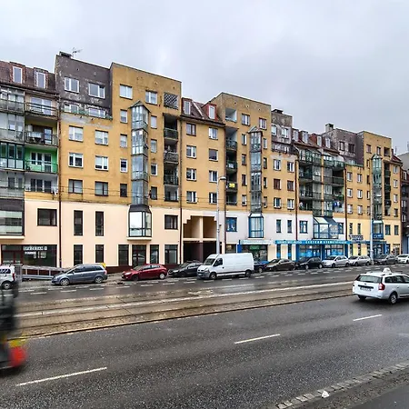 Neon By Bookinghost *