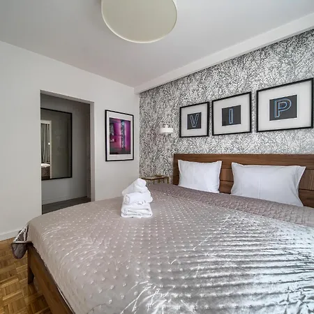 Neon By Bookinghost Wroclaw